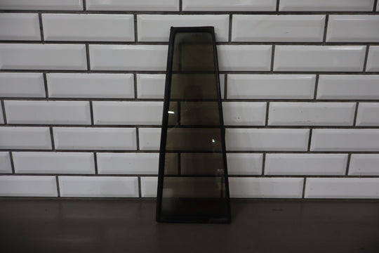 1993 - 1998 Toyota Land Cruiser Right Rear Vent Window 6812360090 OEM