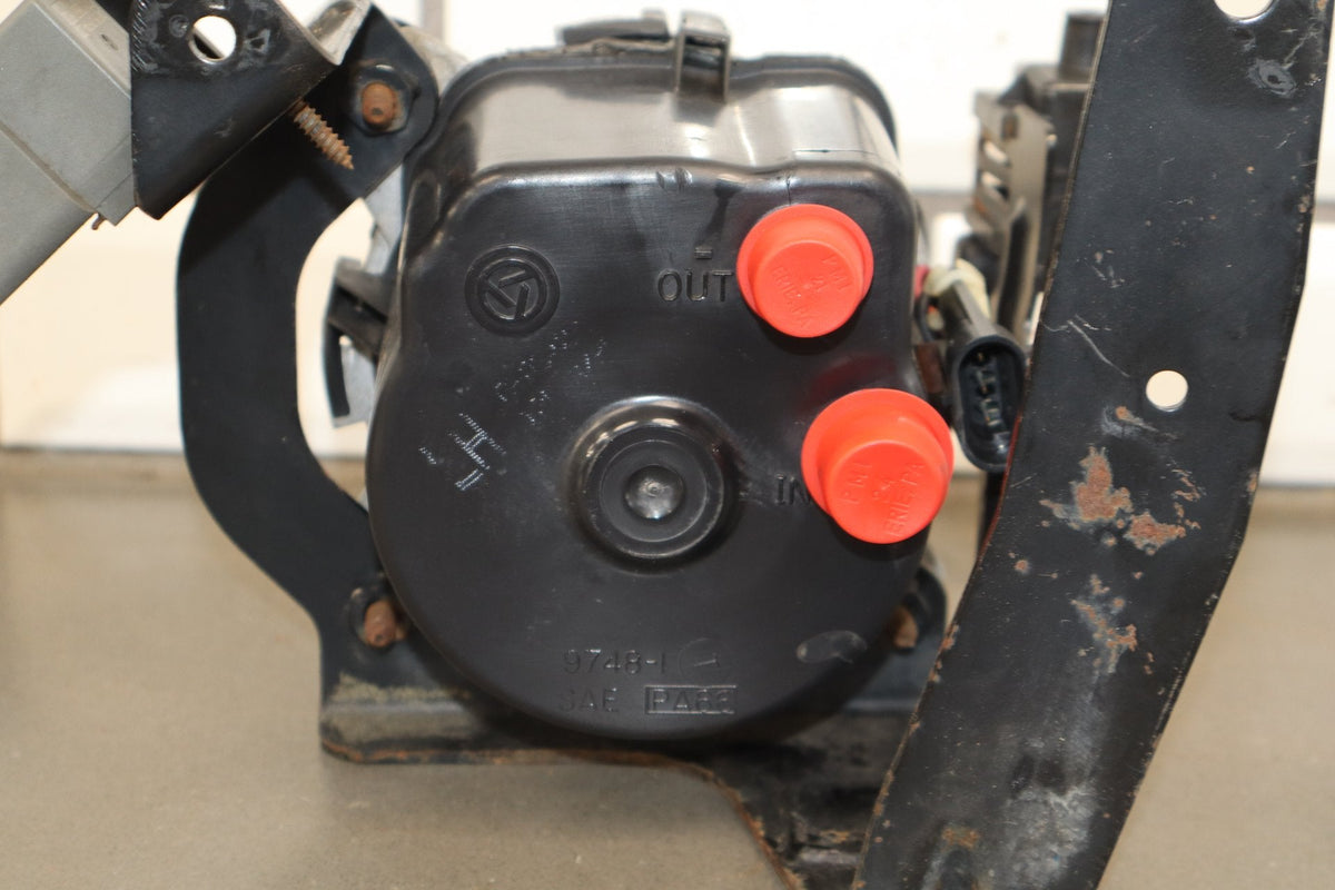 1993-1999 Chevrolet Corvette Air Pump 24505066 OEM
