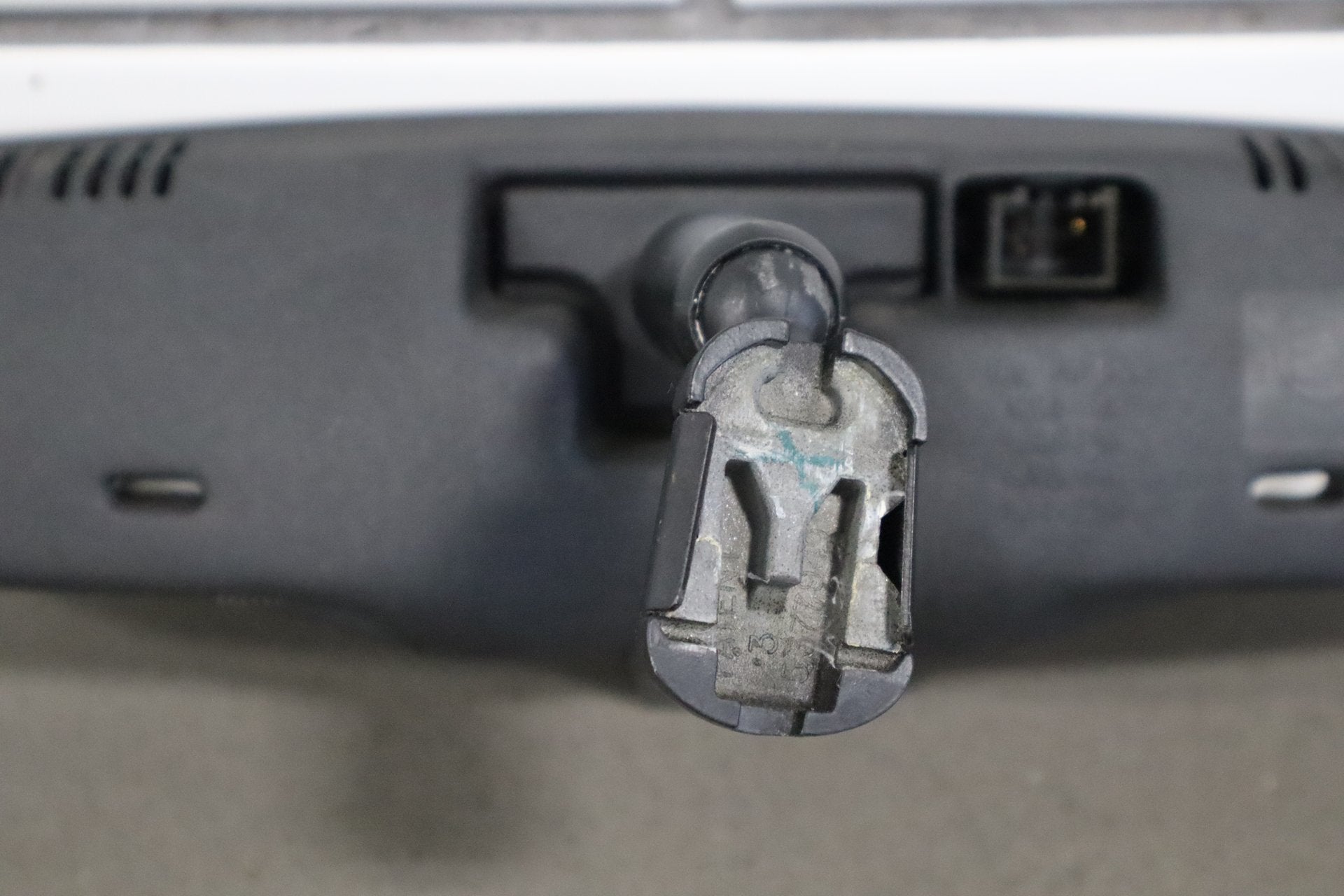 1993-2000 Chevrolet Camaro, Pontiac Firebird- Interior Rearview Mirror