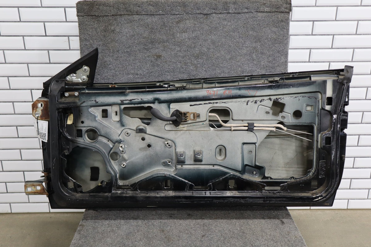 1993-2002 Chevrolet Camaro Right Front Door Black 41 10274371