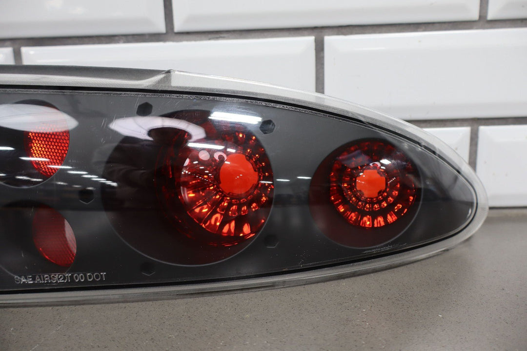 1993 - 2002 Chevy Camaro 4th Gen Pair Aftermarket Tail Lights