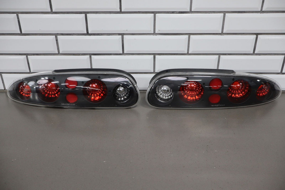 1993 - 2002 Chevy Camaro 4th Gen Pair Aftermarket Tail Lights
