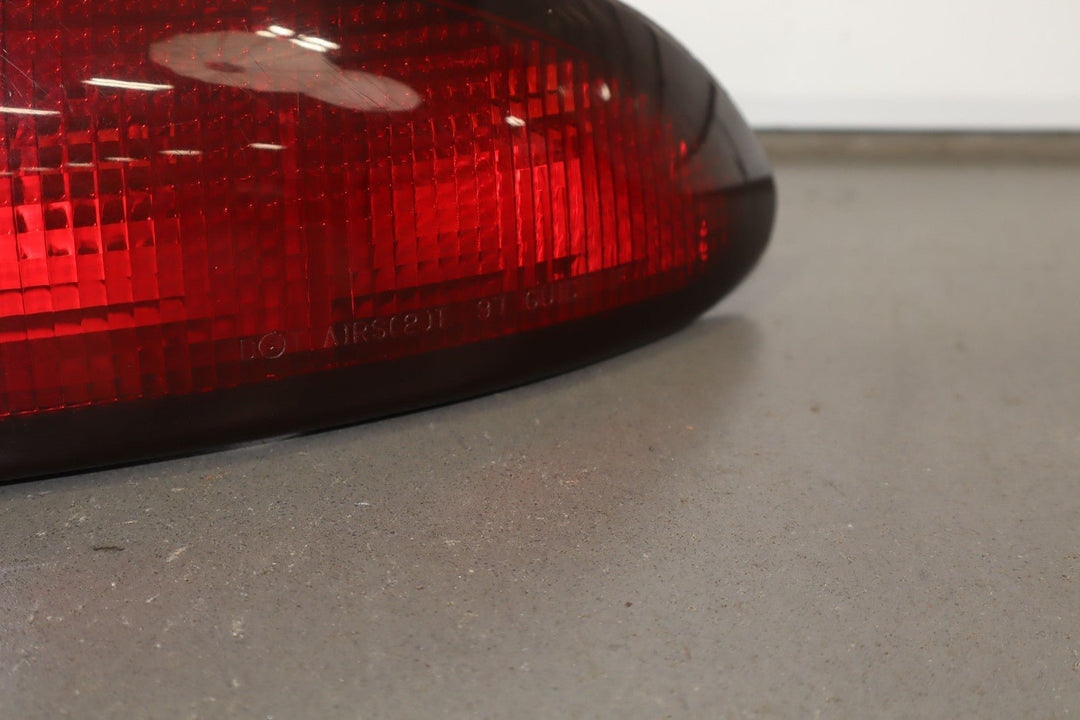 1993 - 2002 Chevy Camaro Passenger Right Tail Light Assembly OEM 4th Gen