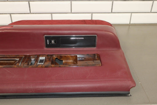 1993 Cadillac Fleetwood Brougham Right Rear Door Panel Garnet Red 783 10162792