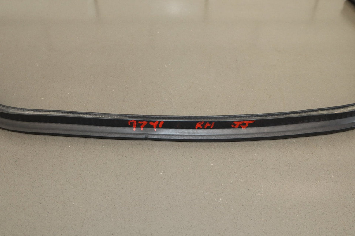 1993 Chevrolet Corvette C4 Left Right Fender Hood Seals OEM