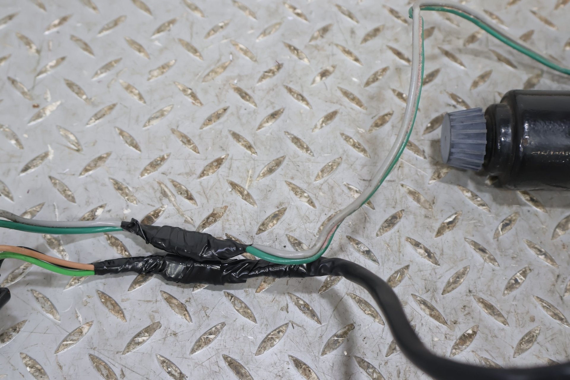 1993 Chevrolet Corvette- Left Headlight Motor