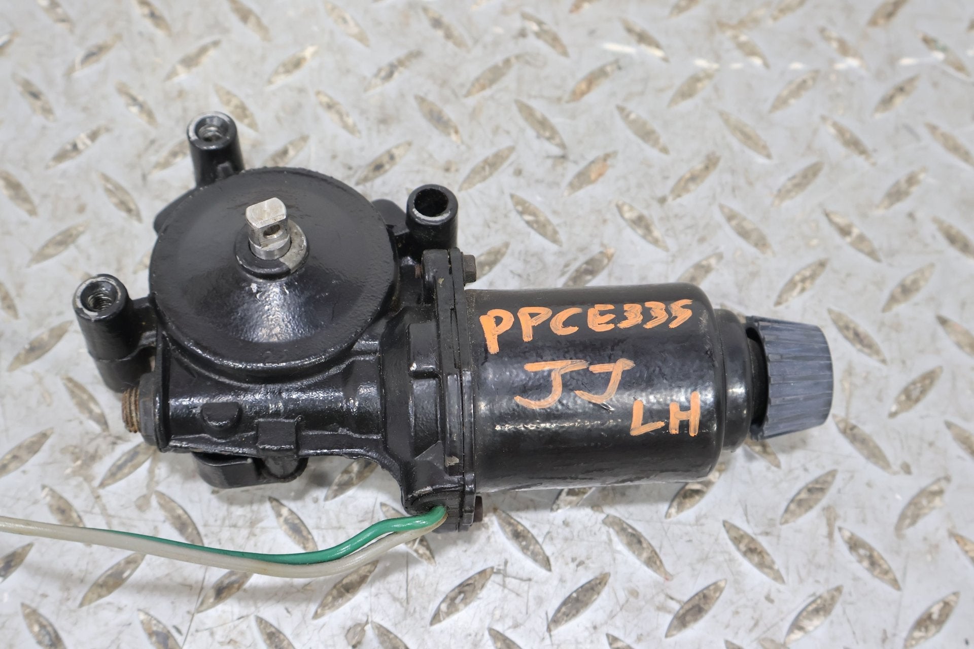 1993 Chevrolet Corvette- Left Headlight Motor
