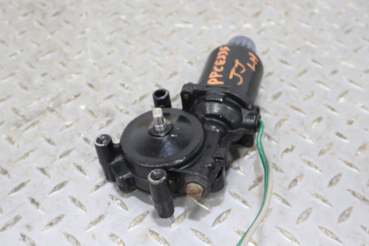 1993 Chevrolet Corvette- Left Headlight Motor