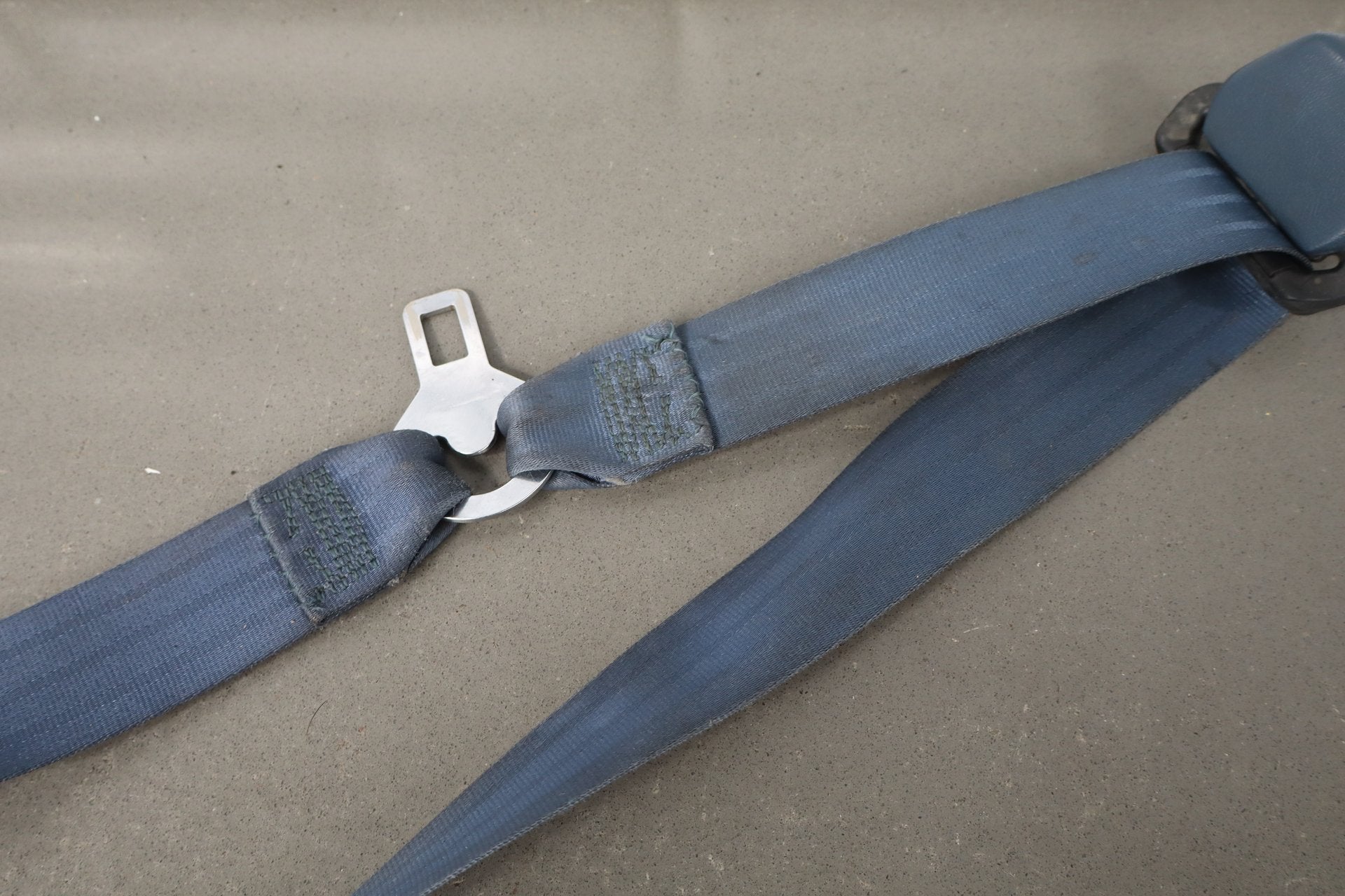 1993 Chevrolet Silverado GMT400- Left Front Seat Belt