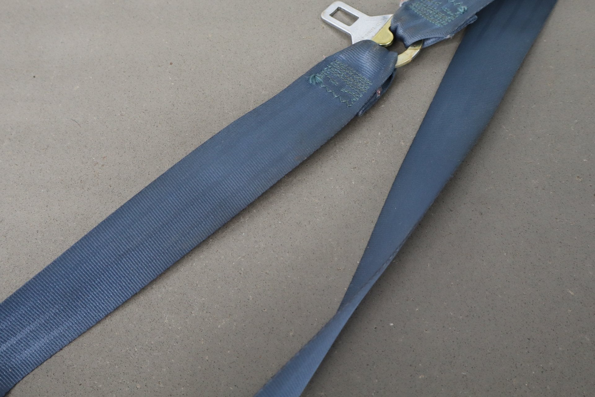 1993 Chevrolet Silverado GMT400- Right Front Seat Belt