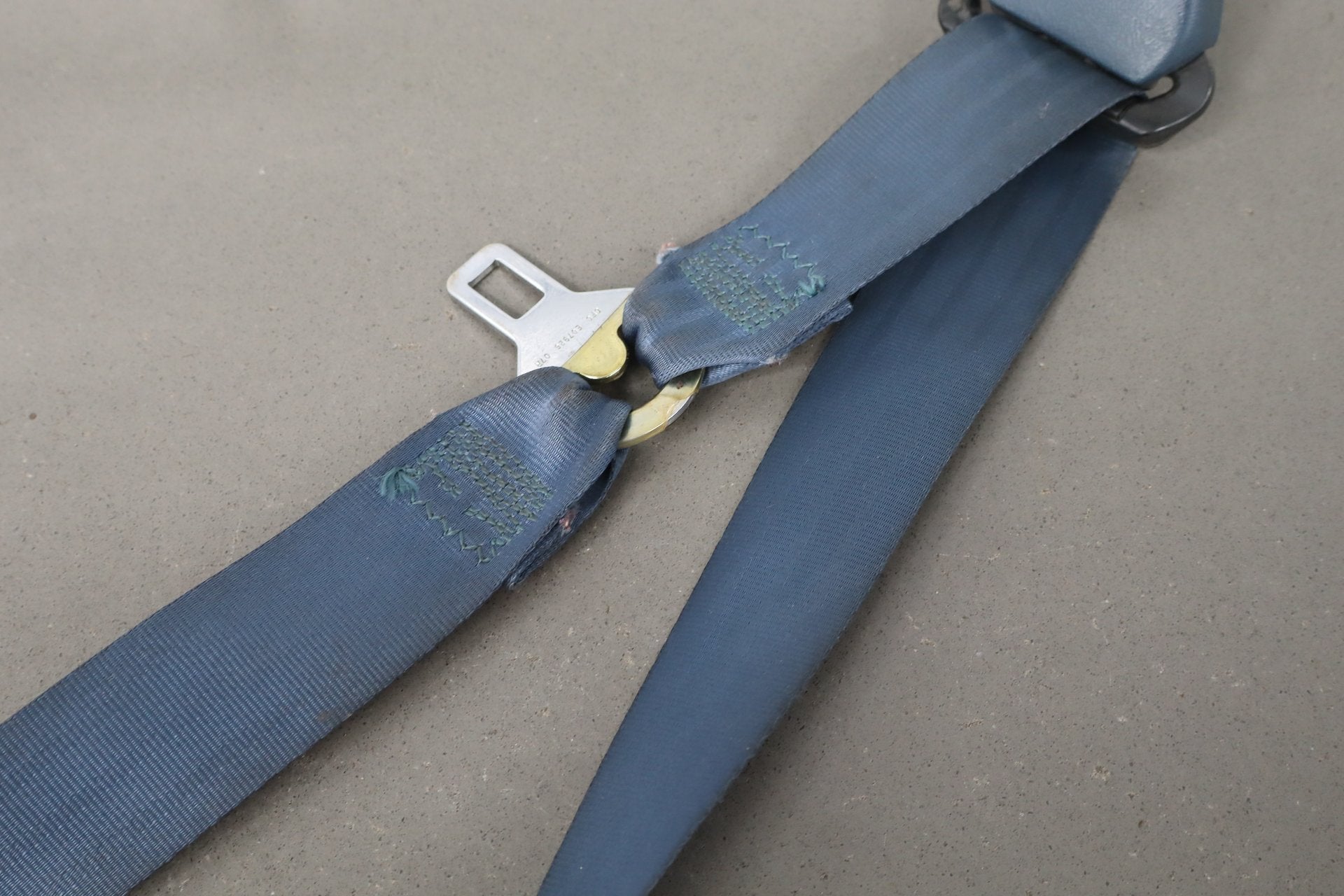 1993 Chevrolet Silverado GMT400- Right Front Seat Belt