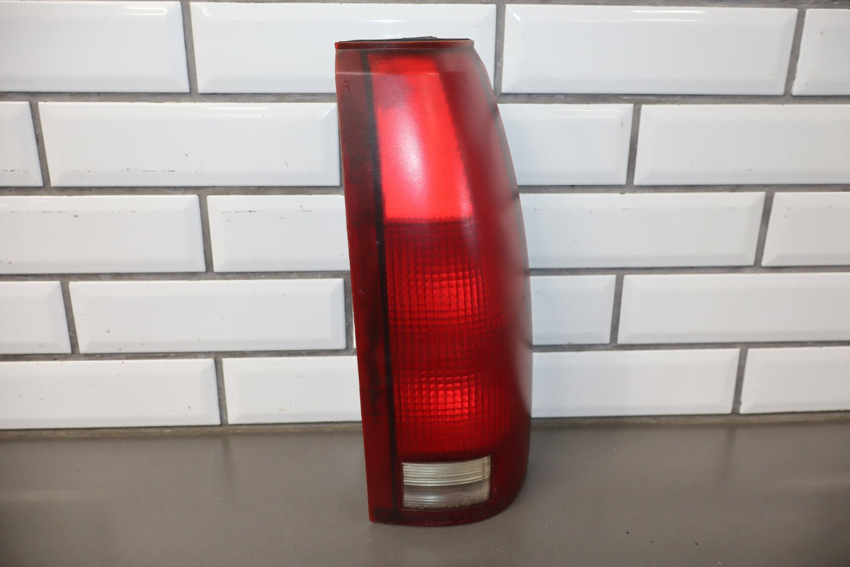 1993 Chevrolet Silverado GMT400- Taillight Set