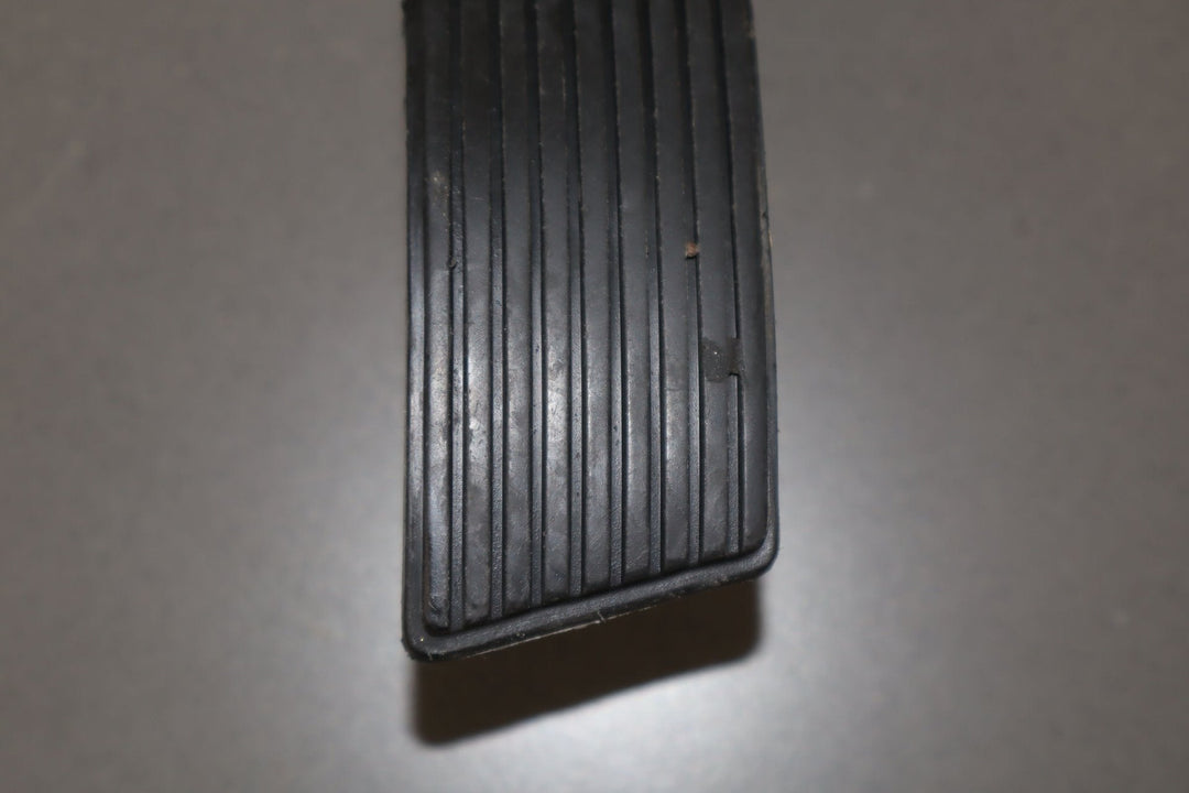 1993 Ford Mustang LX Accelerator Pedal & Cable