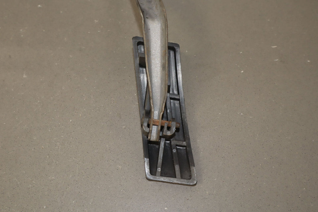 1993 Ford Mustang LX Accelerator Pedal & Cable