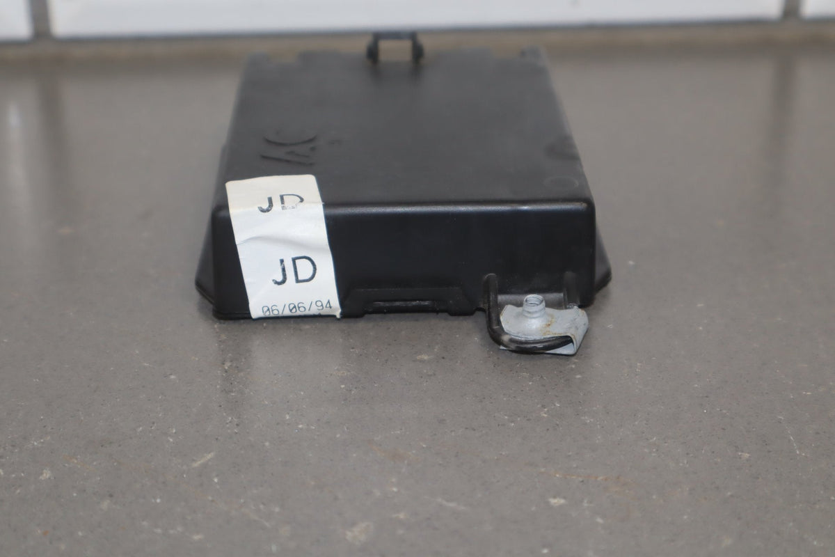 1994-1995 Chevrolet Corvette Chassis Computer 16192582 OEM