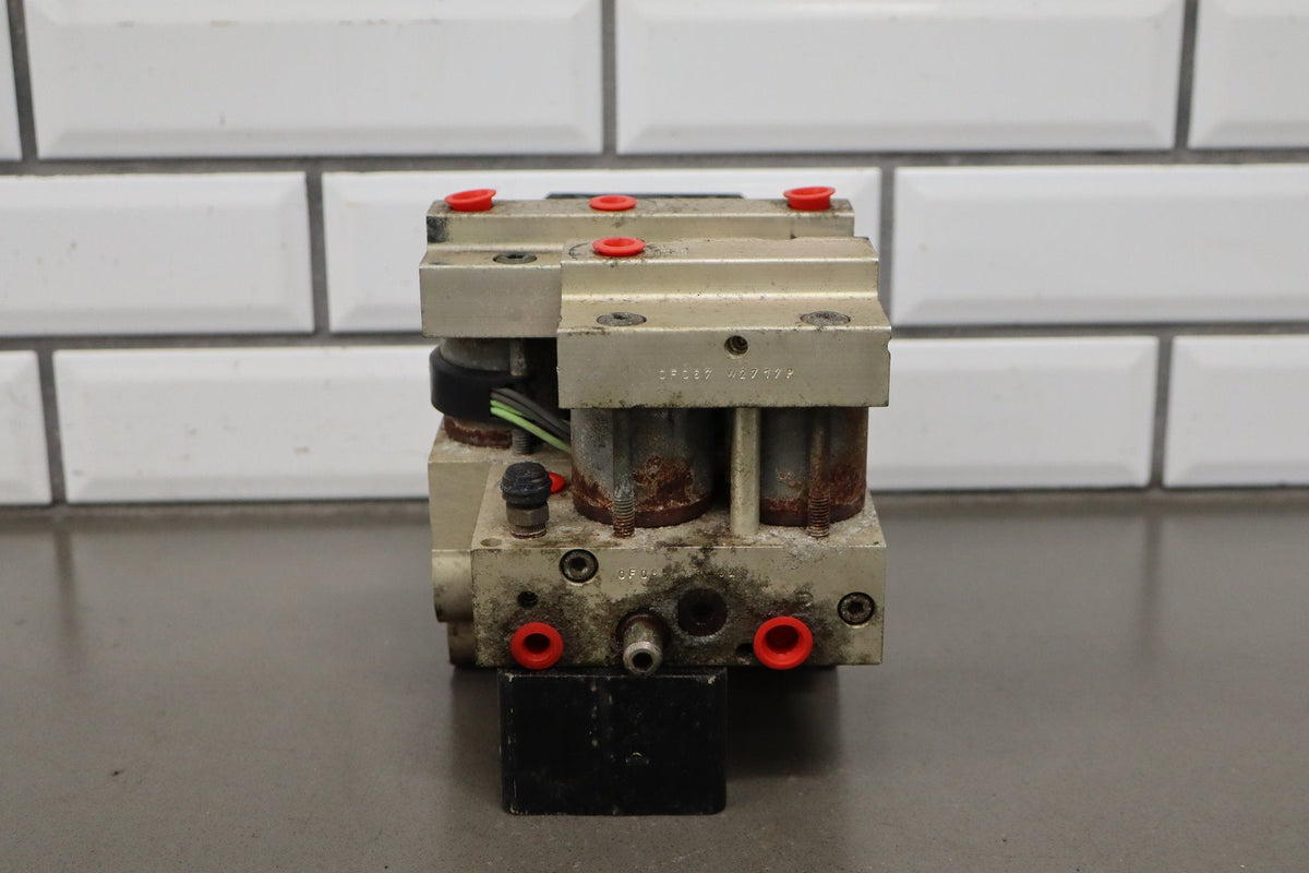 1994-1996 Cadillac Fleetwood ABS Brake Unit OEM