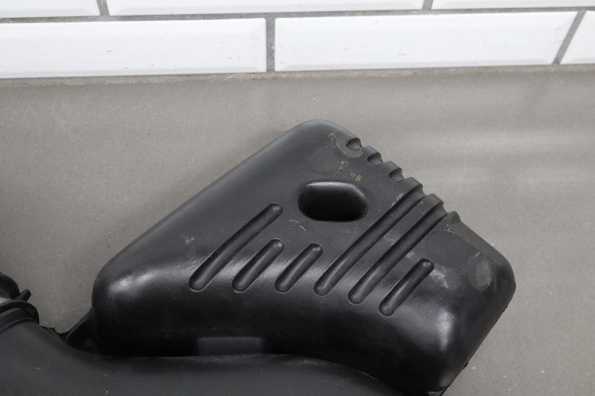1994-1996 Cadillac Fleetwood Air Cleaner