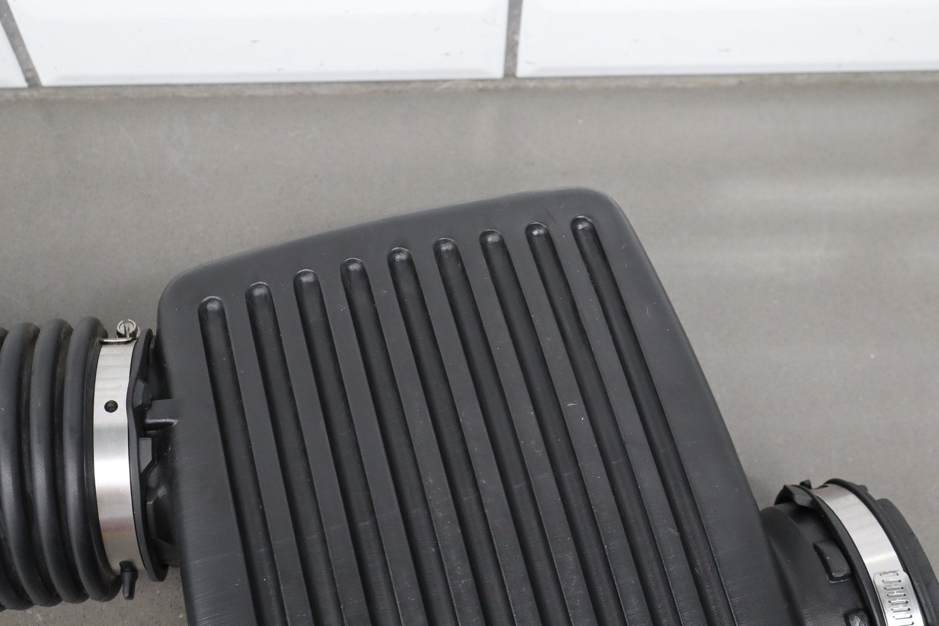 1994-1996 Cadillac Fleetwood Air Cleaner