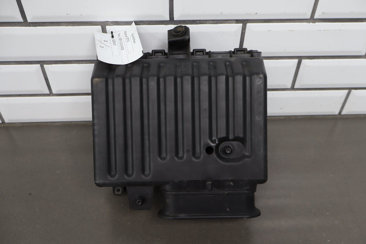 1994-1996 Cadillac Fleetwood Air Cleaner