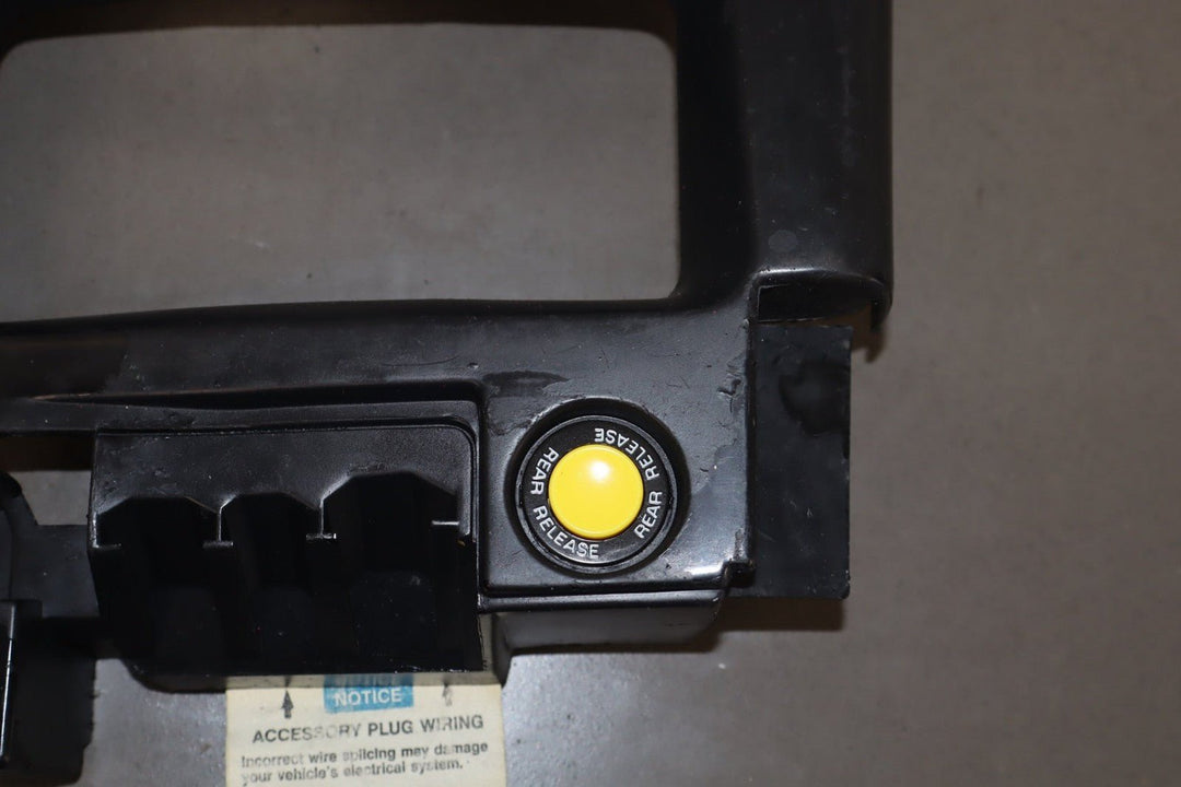 1994 - 1996 Chevrolet Corvette C4 Automatic Floor Shifter Bezel 10265546