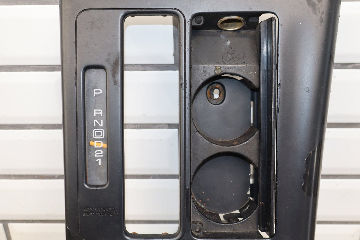1994-1996 Chevrolet Corvette C4 - Automatic Floor Shifter Bezel 10265546