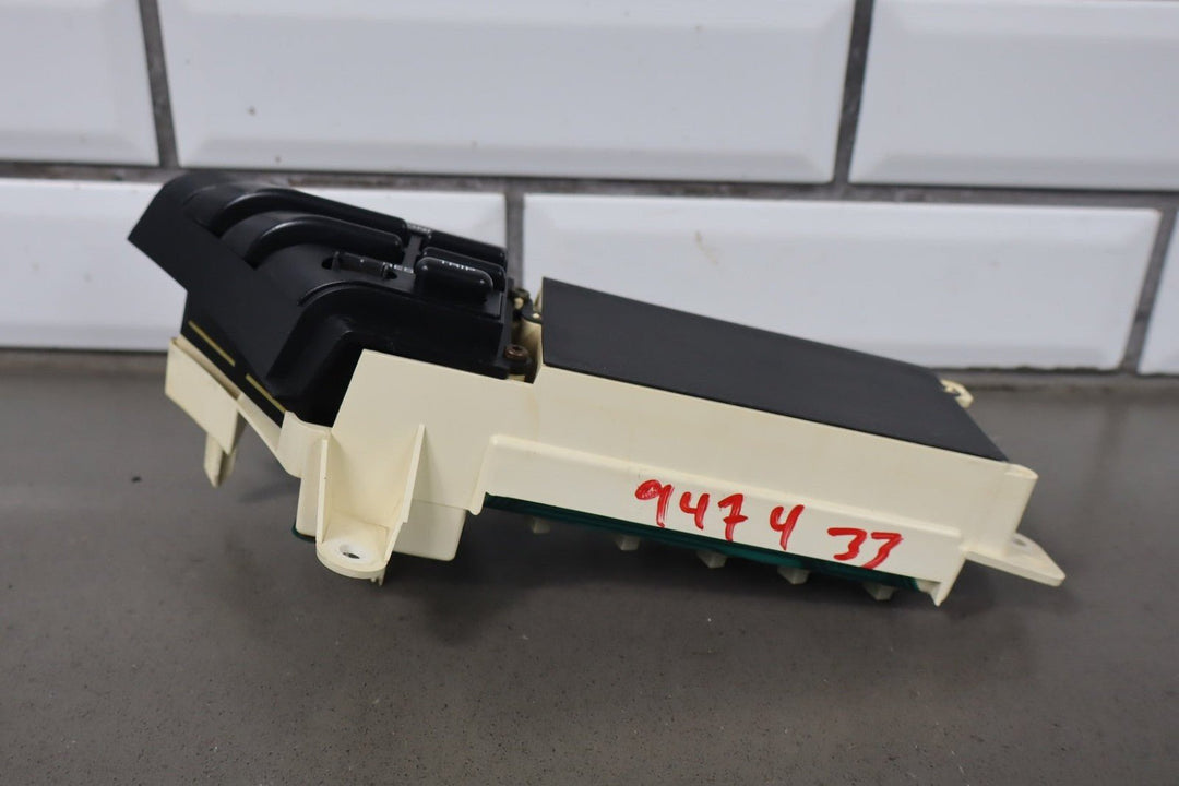 1994 - 1996 Chevrolet Corvette C4 Dash Mounted Driver Info Screen 16168061