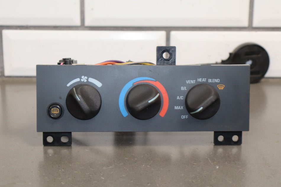 1994-1996 Chevrolet Impala Caprice Climate Control OEM