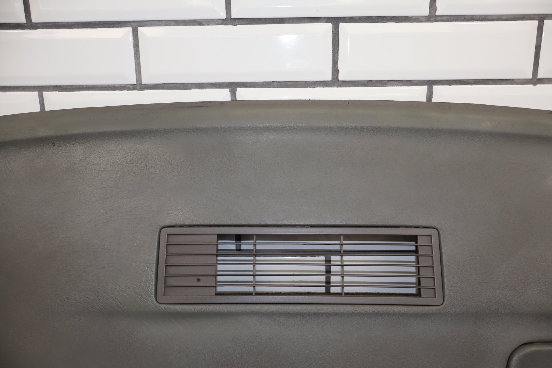1994-1996 Chevrolet Impala Caprice Dash Panel Grey