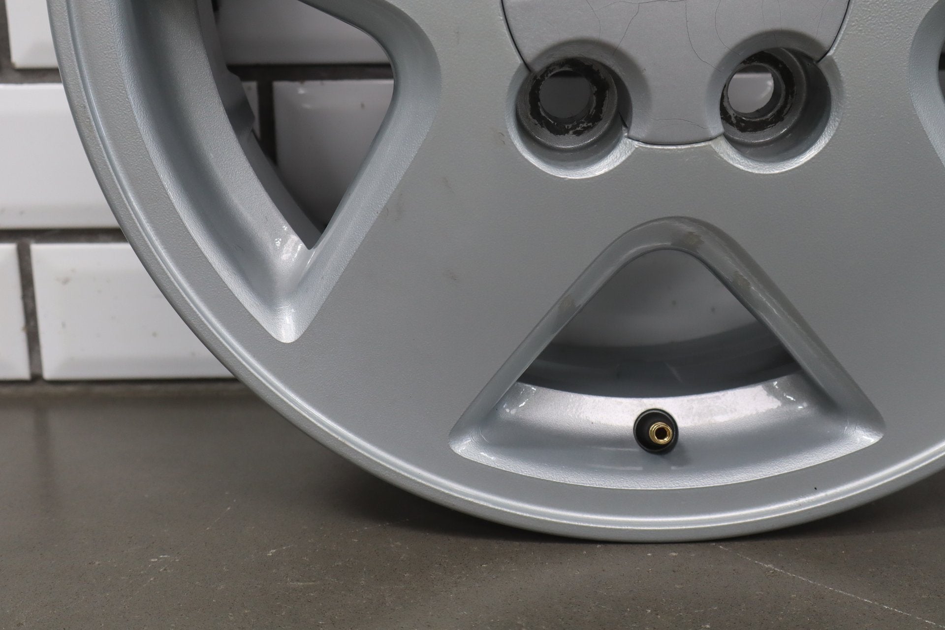 1994-1996 Toyota MR2 Front Alloy Wheel 15x7 5 Spoke OEM SW20