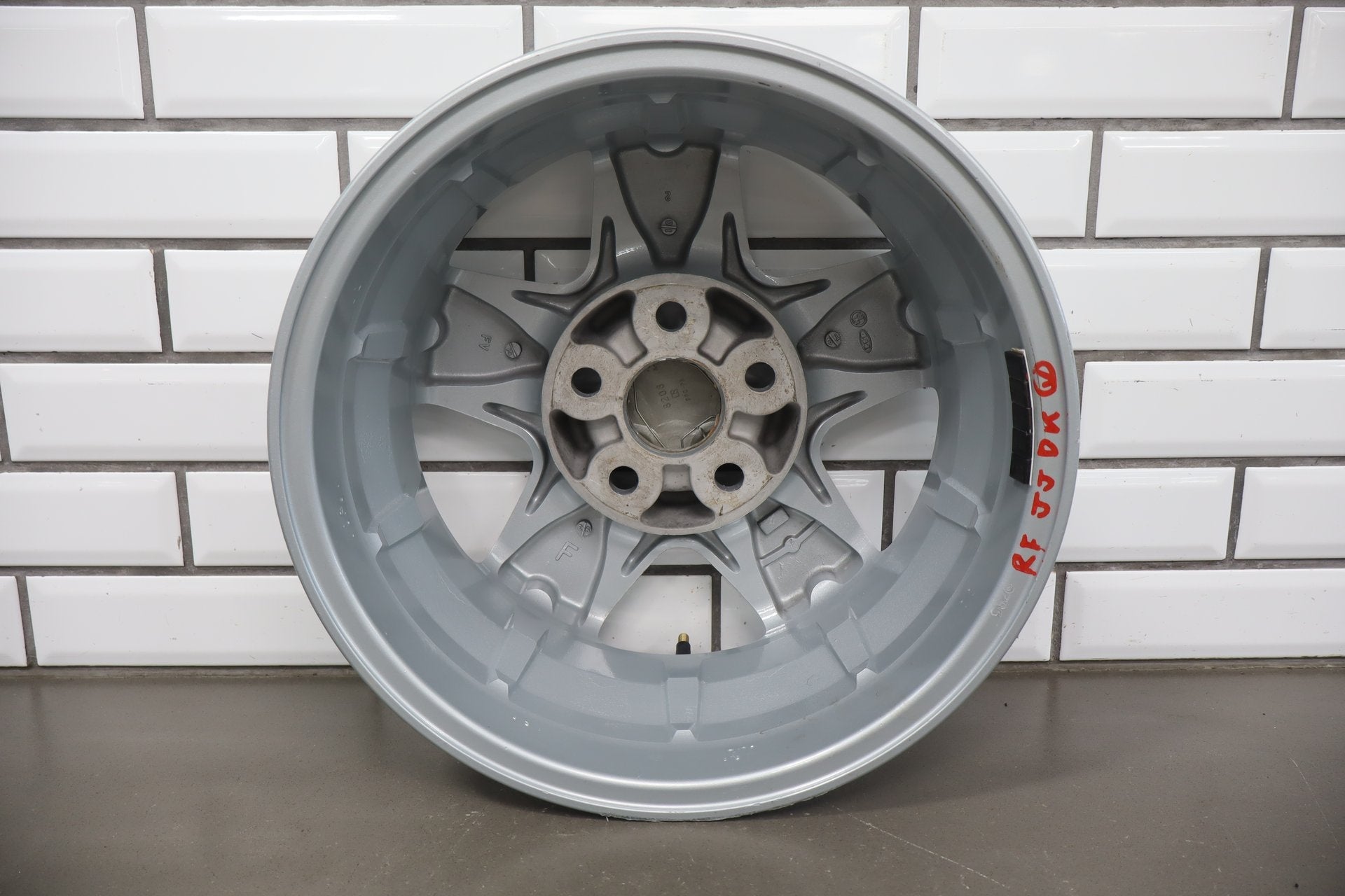 1994-1996 Toyota MR2 Front Alloy Wheel 15x7 5 Spoke OEM SW20