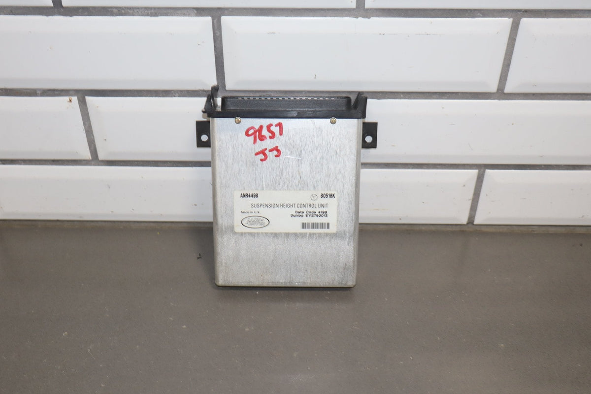 1994-2002 Land Rover Range Rover Suspension Control Module (SCM) anr4499 OEM