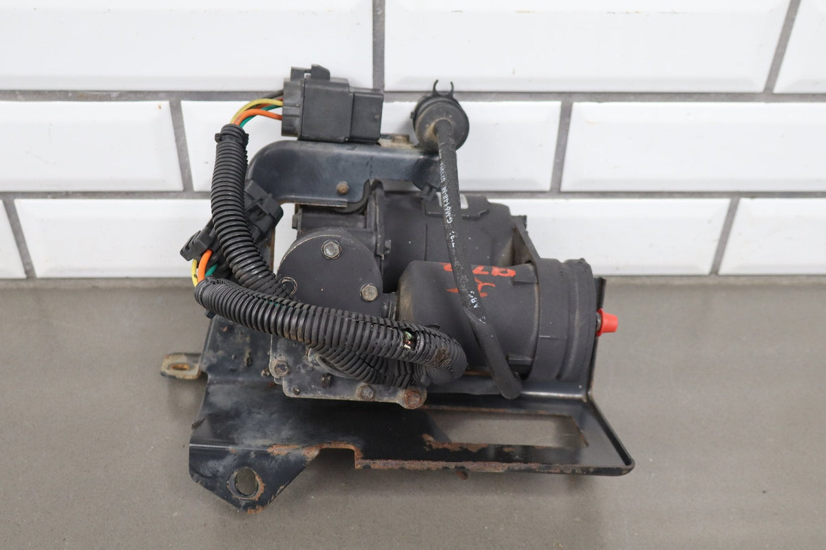 1994 Cadillac Fleetwood Brougham Air Ride Compressor - Knicked Harness