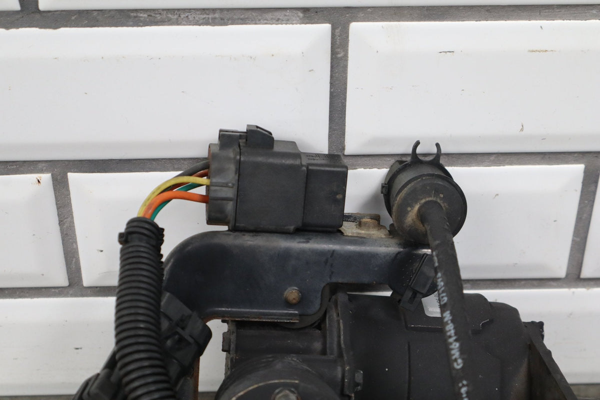 1994 Cadillac Fleetwood Brougham Air Ride Compressor - Knicked Harness