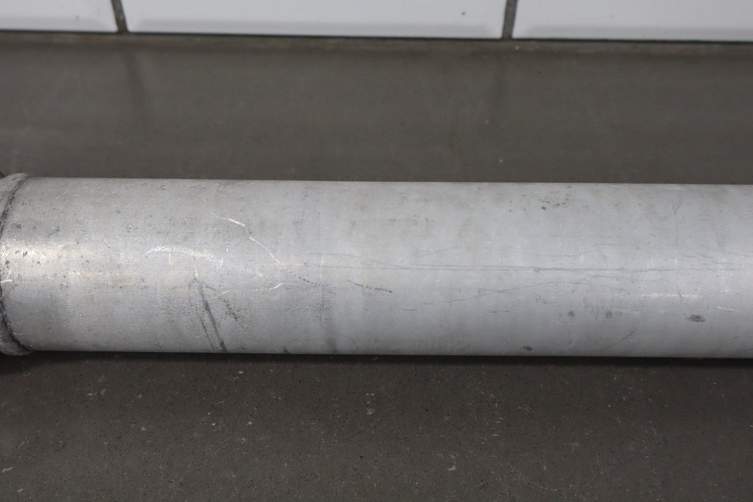 1994 Chevrolet Corvette Base C4 5.7L Manual Trans Rear Drive Shaft 12557818
