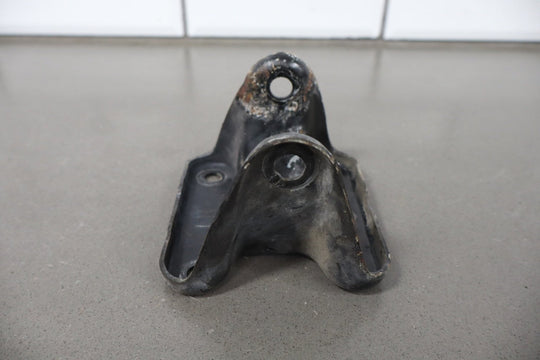 1994 Chevrolet Corvette Pair 5.7l V8 LT1 Engine Mount Brackets OEM