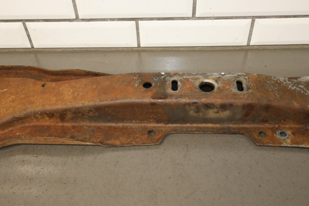 1994 Chevrolet Suburban 2500 4x4 4L80e Transmission Crossmember OEM GMT400 OBS