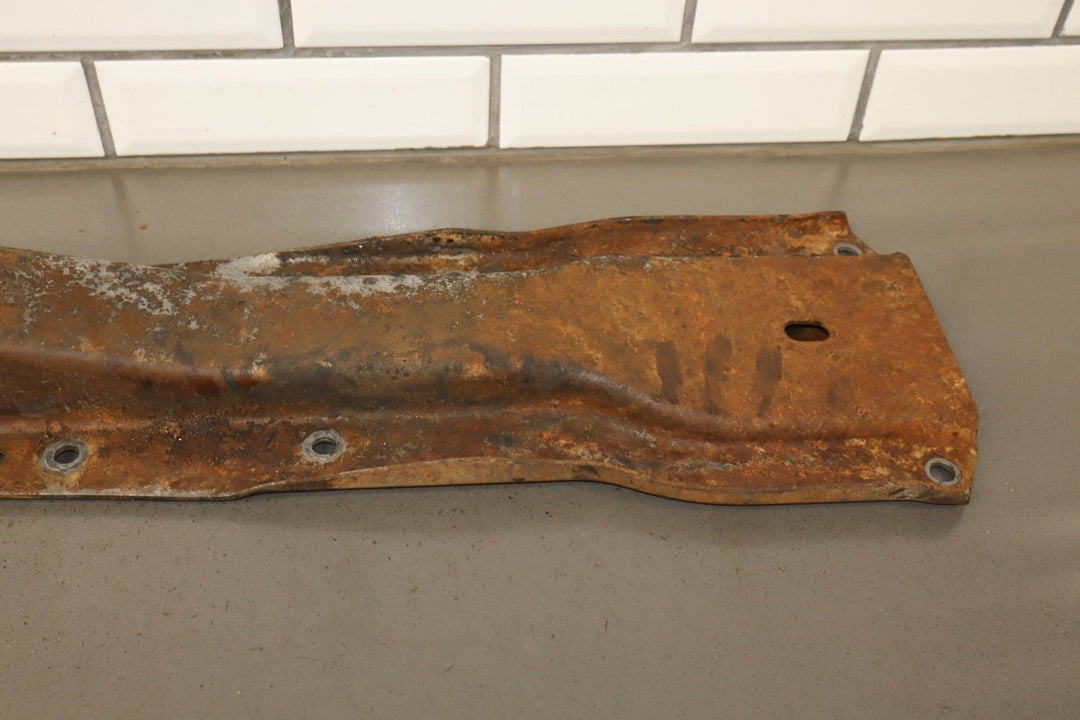 1994 Chevrolet Suburban 2500 4x4 4L80e Transmission Crossmember OEM GMT400 OBS