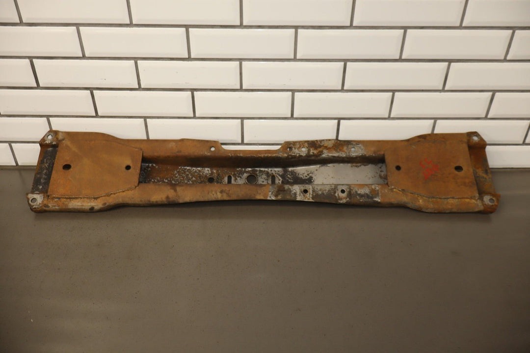 1994 Chevrolet Suburban 2500 4x4 4L80e Transmission Crossmember OEM GMT400 OBS