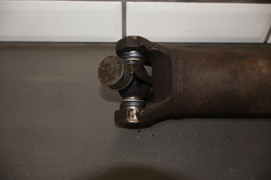 1994 Chevrolet Suburban 2500 4x4 Front Drive Shaft OEM