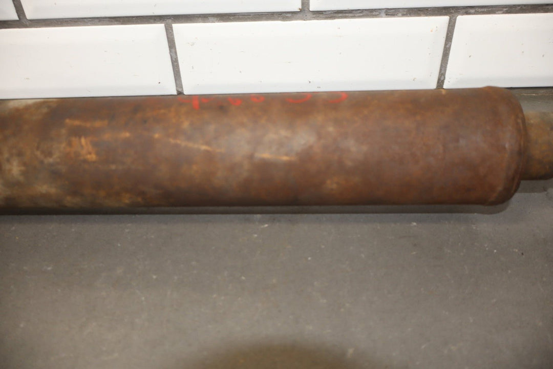 1994 Chevrolet Suburban 2500 4x4 Front Drive Shaft OEM