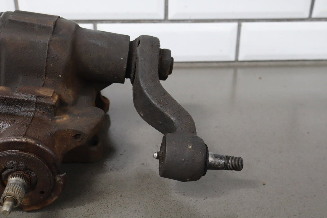 1994 Chevrolet Suburban 2500 4x4 Power Steering Gear Box OEM