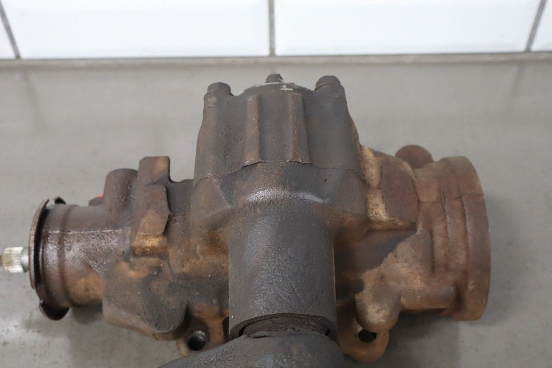 1994 Chevrolet Suburban 2500 4x4 Power Steering Gear Box OEM