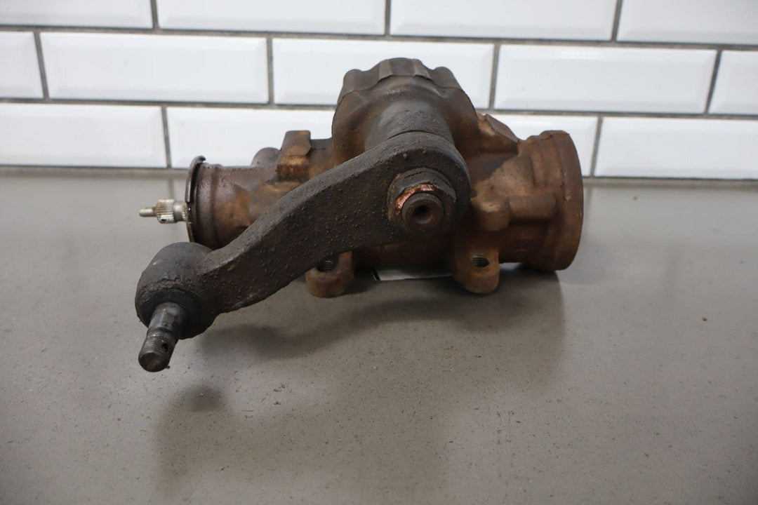 1994 Chevrolet Suburban 2500 4x4 Power Steering Gear Box OEM