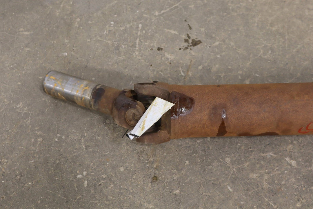 1994 Chevrolet Suburban 2500 GMT400 4x4 7.4L Rear Drive Shaft