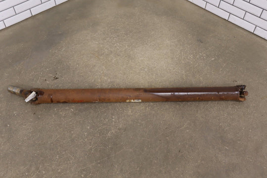1994 Chevrolet Suburban 2500 GMT400 4x4 7.4L Rear Drive Shaft