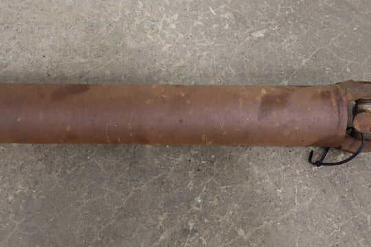 1994 Chevrolet Suburban 2500 GMT400 4x4 7.4L Rear Drive Shaft