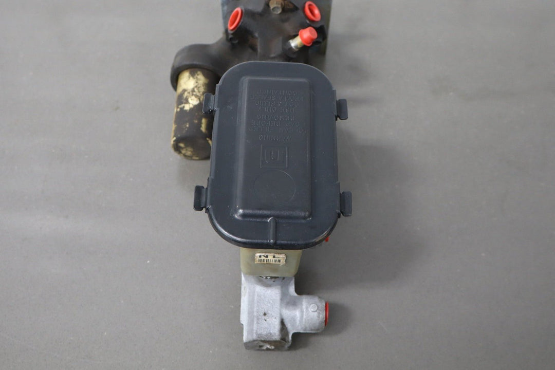 1994 Chevrolet Suburban 2500 Hydroboost Brake Booster OEM