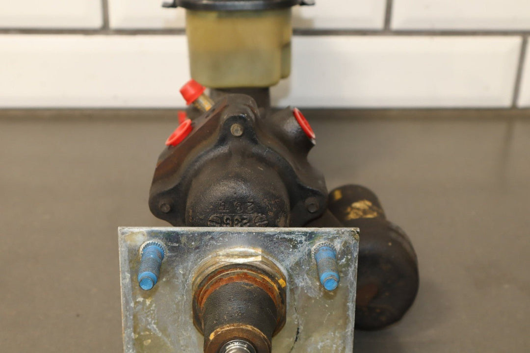 1994 Chevrolet Suburban 2500 Hydroboost Brake Booster OEM