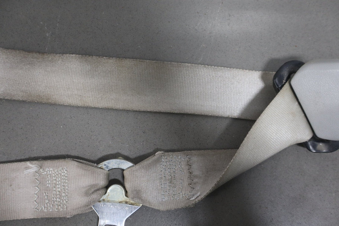 1994 Chevrolet Suburban Left Front Seat Belt Light Smoke Gray 32