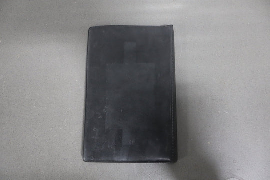 1994 Chevrolet Suburban Owners Handbook OEM